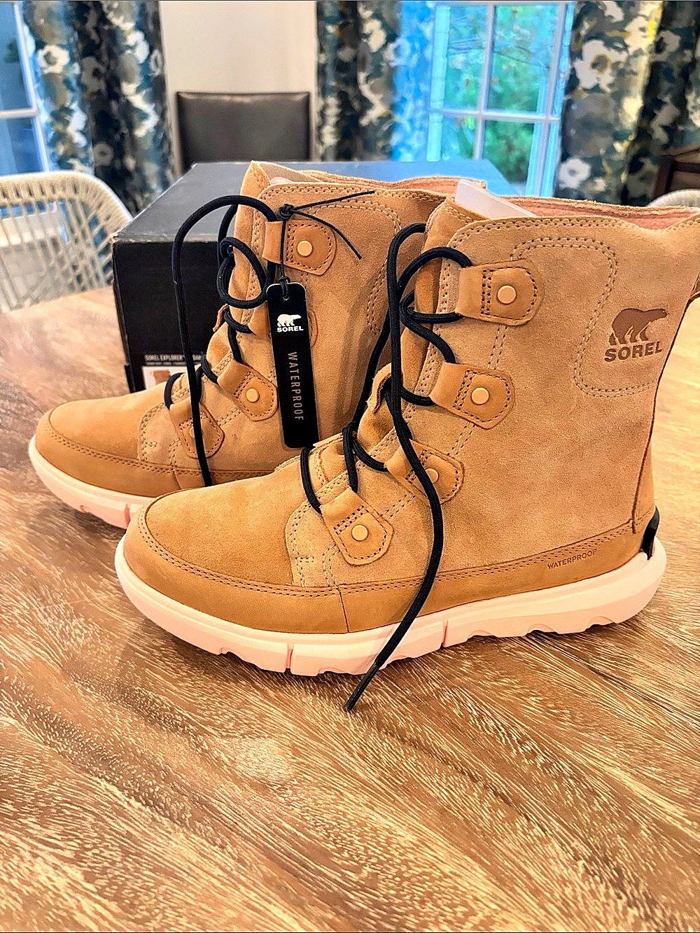 Sorel Explorer II Joan Sport WP Waterproof Sport Boots Brown & Pink US 8-NWT